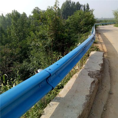 除了底座還（hái）有哪些因素會影響道路（lù）護欄